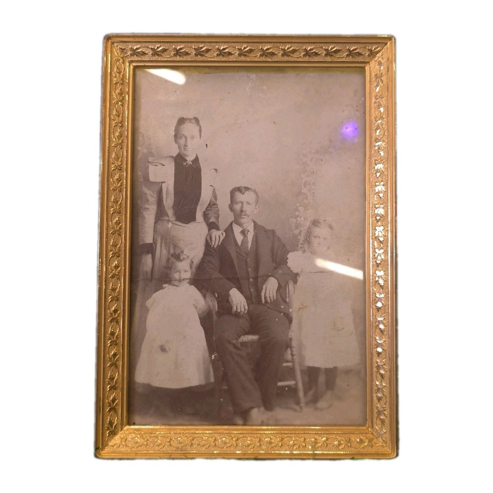Antique Ivy Leaves Easel Gilt  Metal Photo Frame with Patent Number